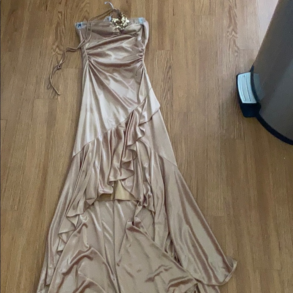 Dress - Picture 1 of 1